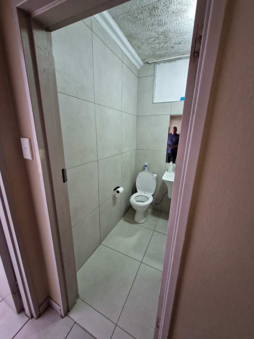 2 Bedroom Property for Sale in La Montagne Gauteng