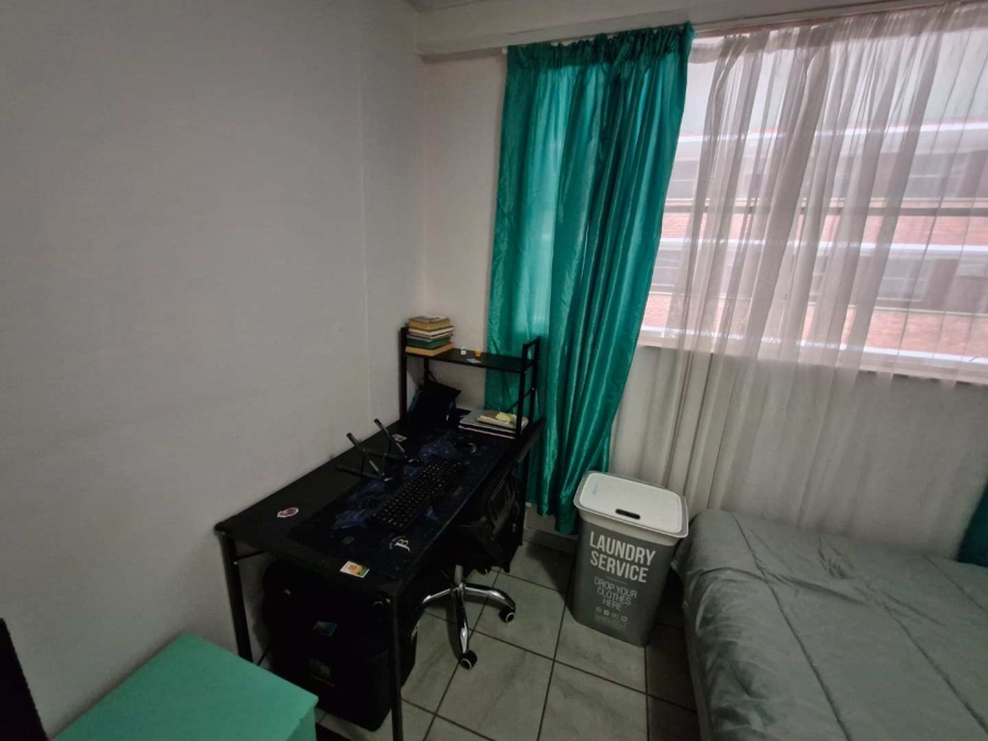 2 Bedroom Property for Sale in La Montagne Gauteng