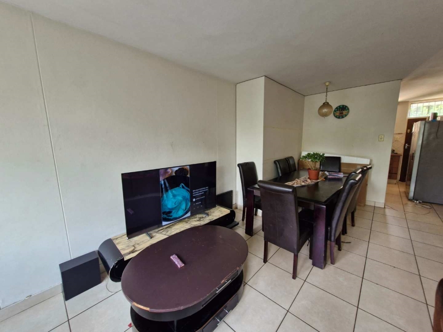 2 Bedroom Property for Sale in Silverton Gauteng