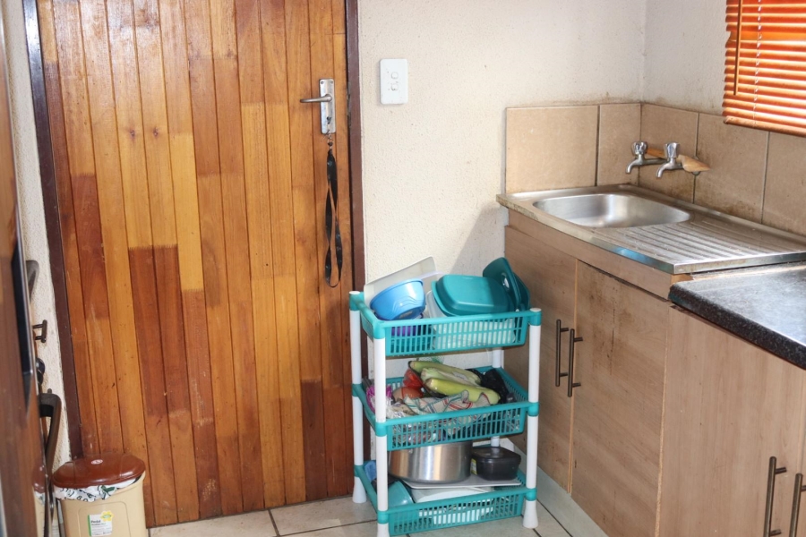 2 Bedroom Property for Sale in Soshanguve VV Gauteng