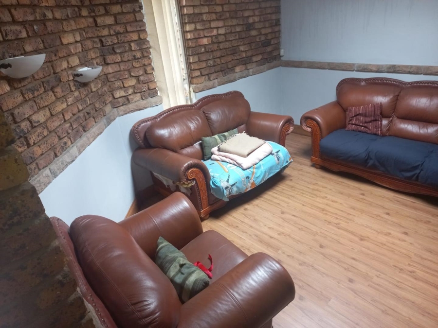 5 Bedroom Property for Sale in Monument Park Ext 2 Gauteng