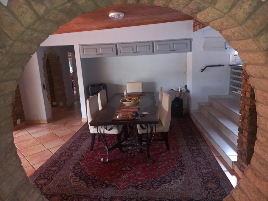 5 Bedroom Property for Sale in Monument Park Ext 2 Gauteng