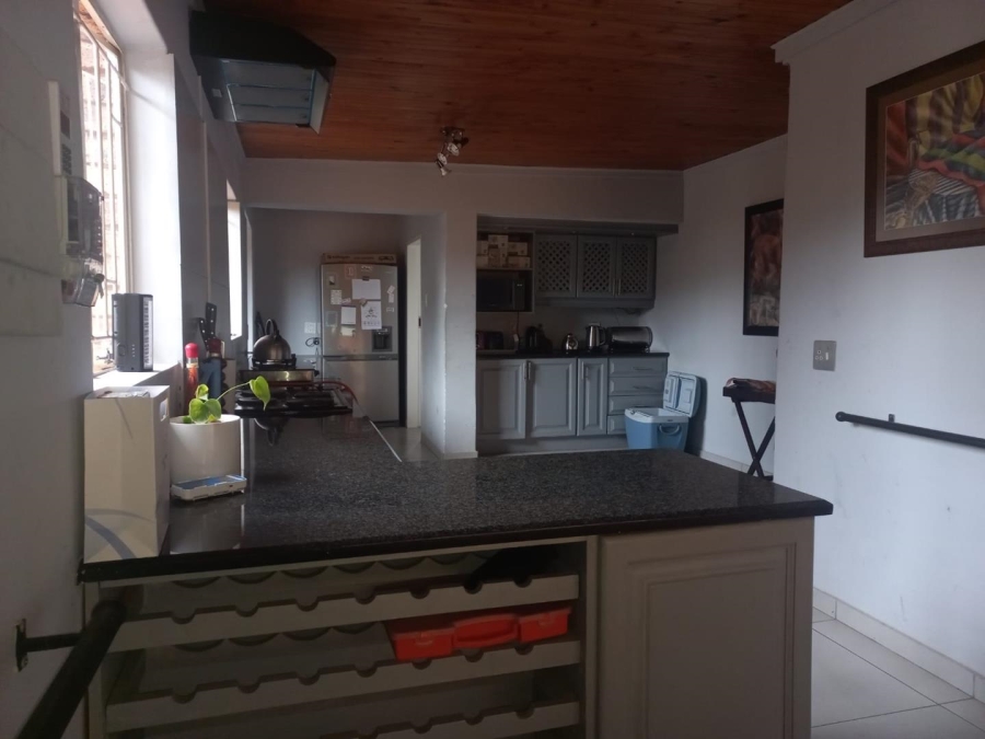 5 Bedroom Property for Sale in Monument Park Ext 2 Gauteng