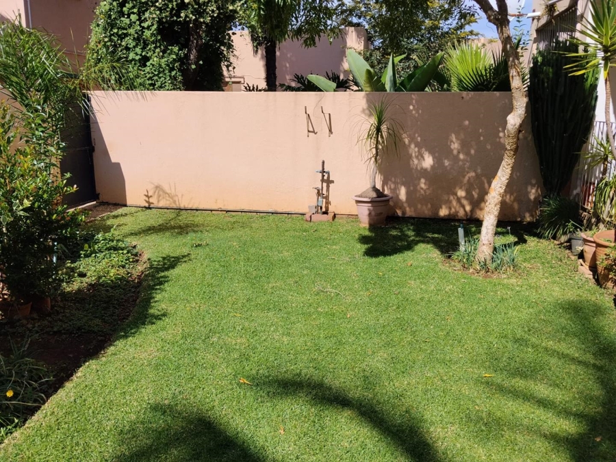 To Let 2 Bedroom Property for Rent in Moreleta Park Gauteng