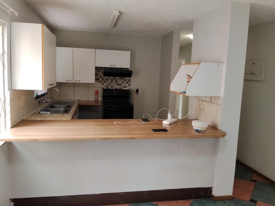 To Let 2 Bedroom Property for Rent in Moreleta Park Gauteng