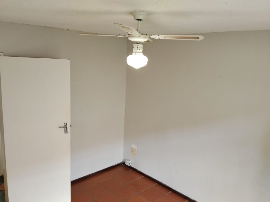 To Let 2 Bedroom Property for Rent in Moreleta Park Gauteng