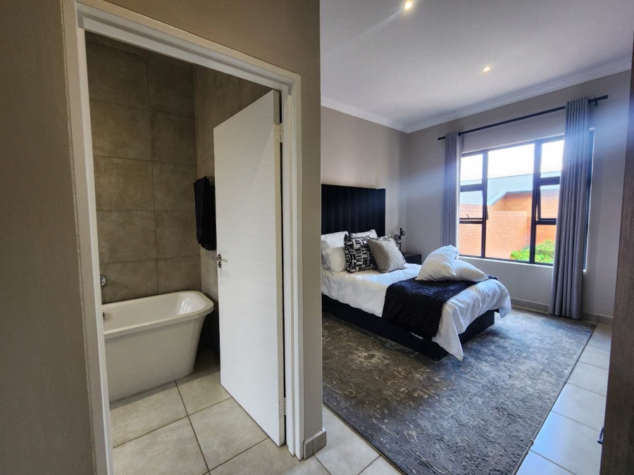 3 Bedroom Property for Sale in Six Fountains Residential Estate Gauteng