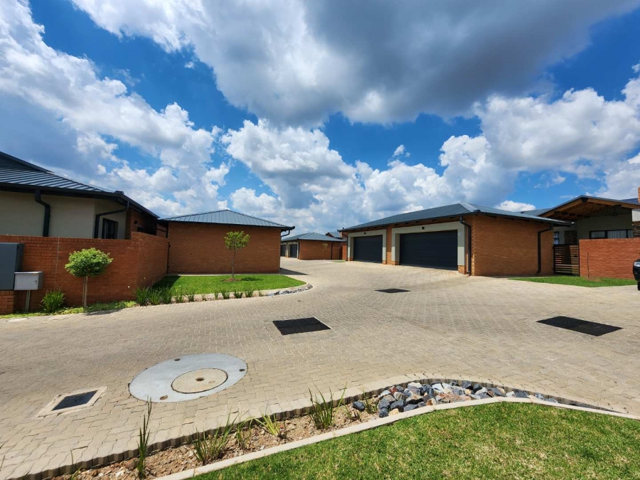 3 Bedroom Property for Sale in Six Fountains Residential Estate Gauteng