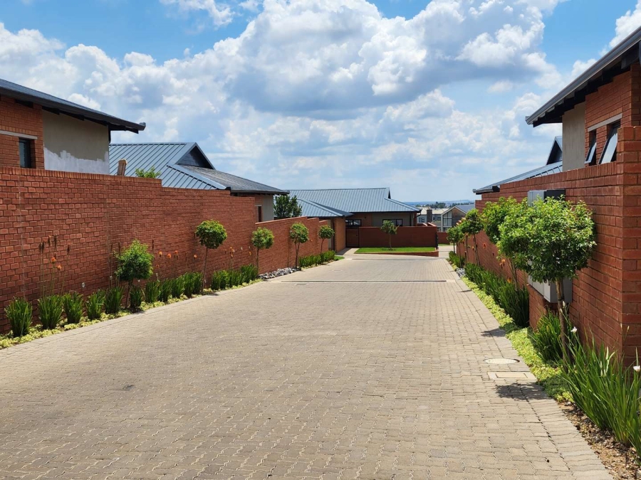 3 Bedroom Property for Sale in Six Fountains Residential Estate Gauteng