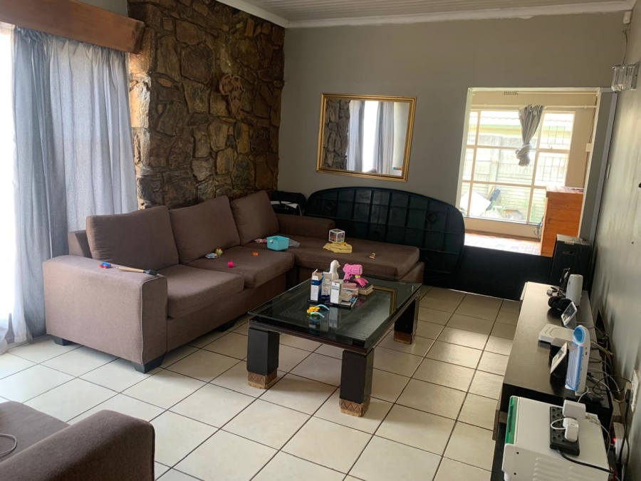 3 Bedroom Property for Sale in Birch Acres Gauteng