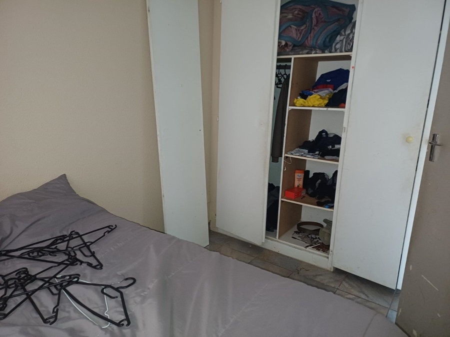 2 Bedroom Property for Sale in Glen Marais Gauteng