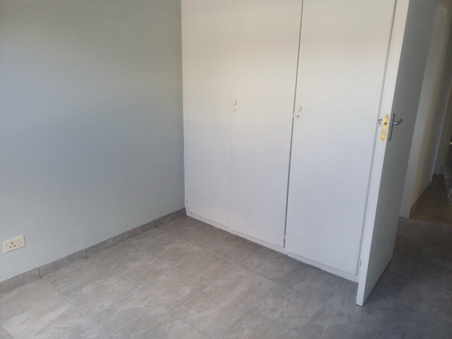 2 Bedroom Property for Sale in Pomona Gauteng