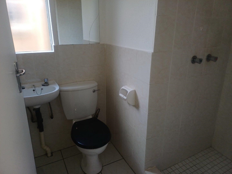 2 Bedroom Property for Sale in Pomona Gauteng