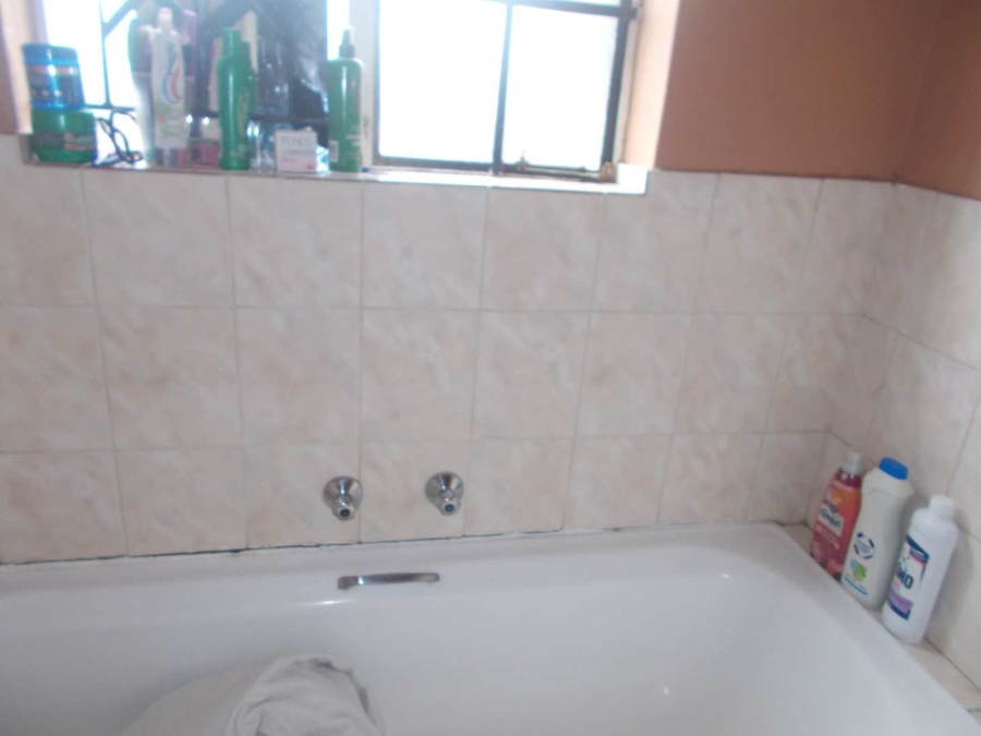 2 Bedroom Property for Sale in Elspark Gauteng