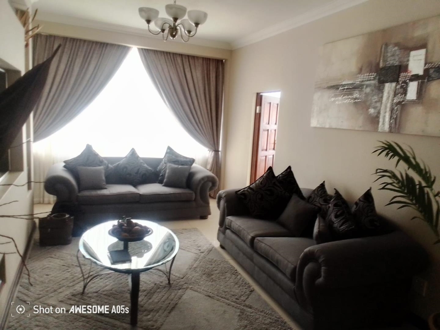2 Bedroom Property for Sale in Symhurst Gauteng