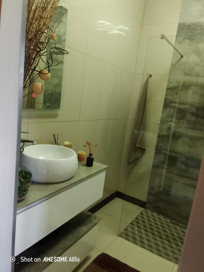 2 Bedroom Property for Sale in Symhurst Gauteng