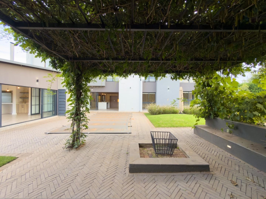 To Let 4 Bedroom Property for Rent in Midstream Ridge Gauteng