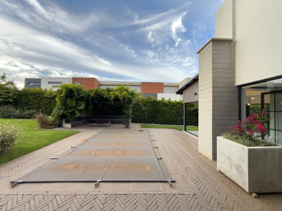 To Let 4 Bedroom Property for Rent in Midstream Ridge Gauteng