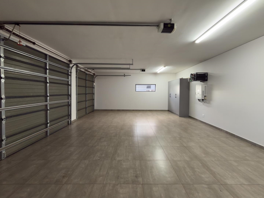 To Let 4 Bedroom Property for Rent in Midstream Ridge Gauteng