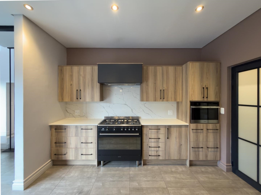 To Let 4 Bedroom Property for Rent in Midstream Ridge Gauteng