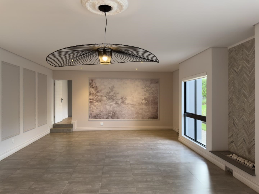 To Let 4 Bedroom Property for Rent in Midstream Ridge Gauteng