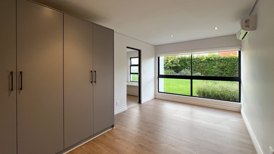 To Let 4 Bedroom Property for Rent in Midstream Ridge Gauteng