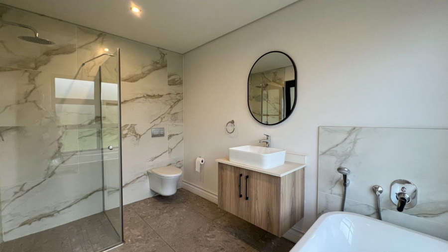 To Let 4 Bedroom Property for Rent in Midstream Ridge Gauteng