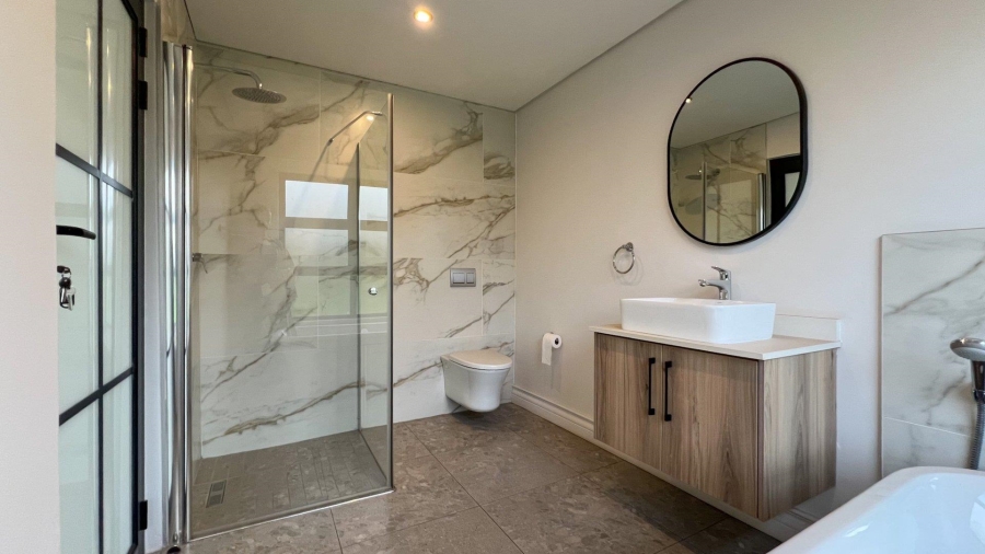 To Let 4 Bedroom Property for Rent in Midstream Ridge Gauteng