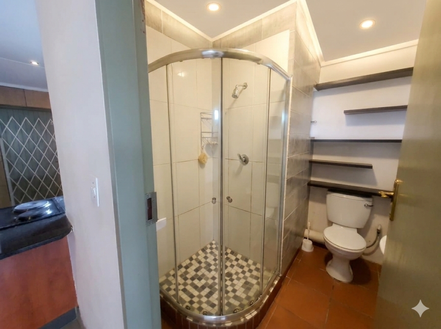 1 Bedroom Property for Sale in Blairgowrie Gauteng