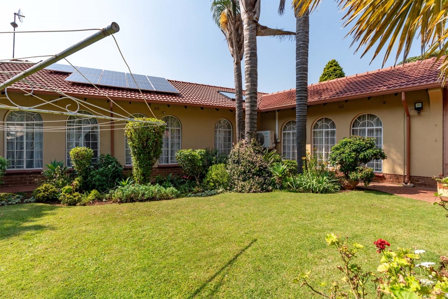 3 Bedroom Property for Sale in Bonaero Park Gauteng