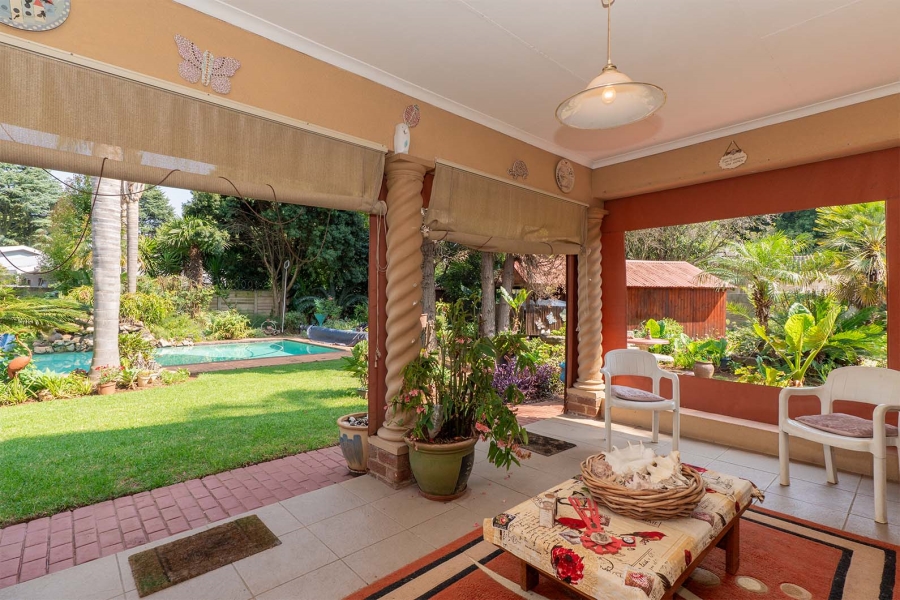 3 Bedroom Property for Sale in Bonaero Park Gauteng