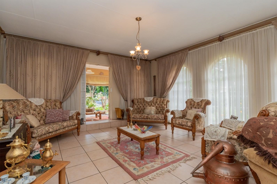 3 Bedroom Property for Sale in Bonaero Park Gauteng