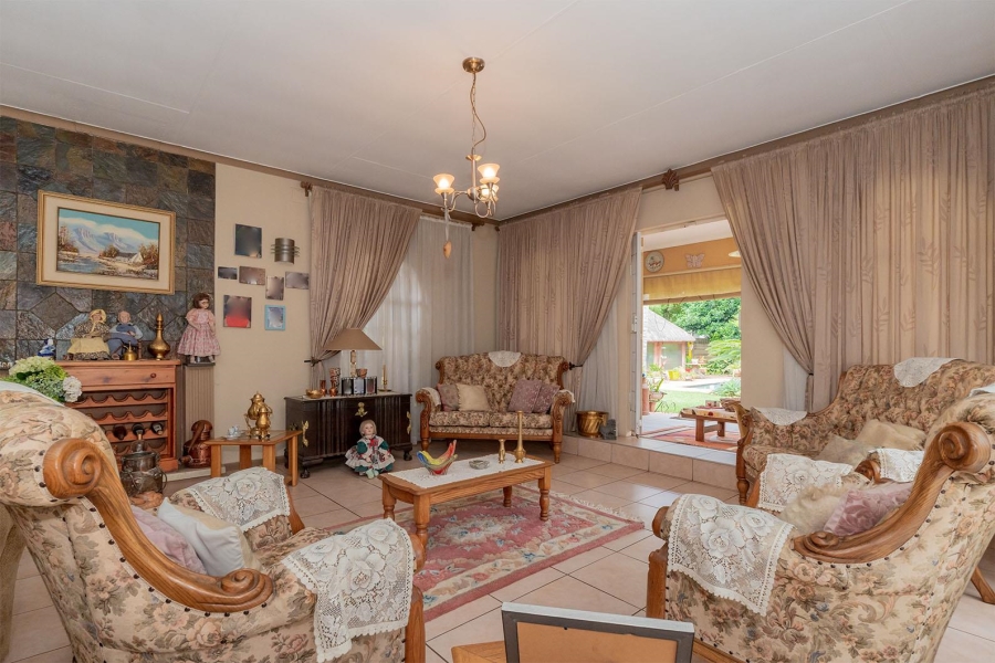 3 Bedroom Property for Sale in Bonaero Park Gauteng