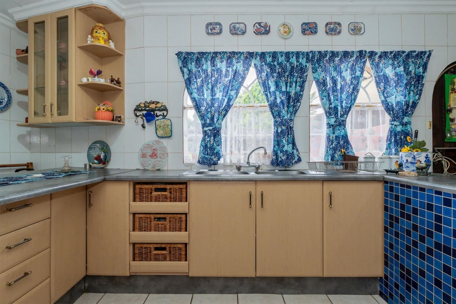 3 Bedroom Property for Sale in Bonaero Park Gauteng