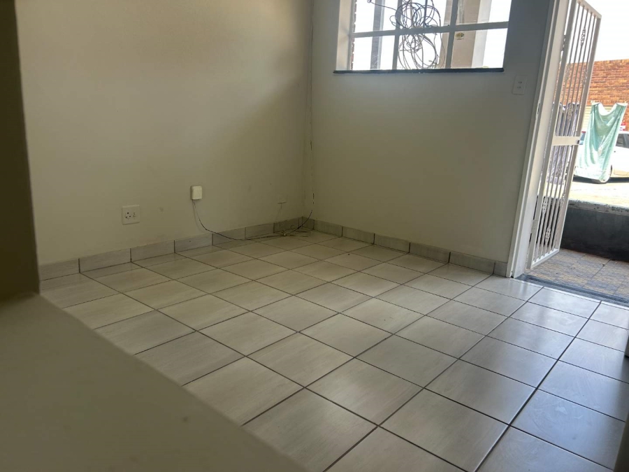 To Let 3 Bedroom Property for Rent in Benoni Central Gauteng