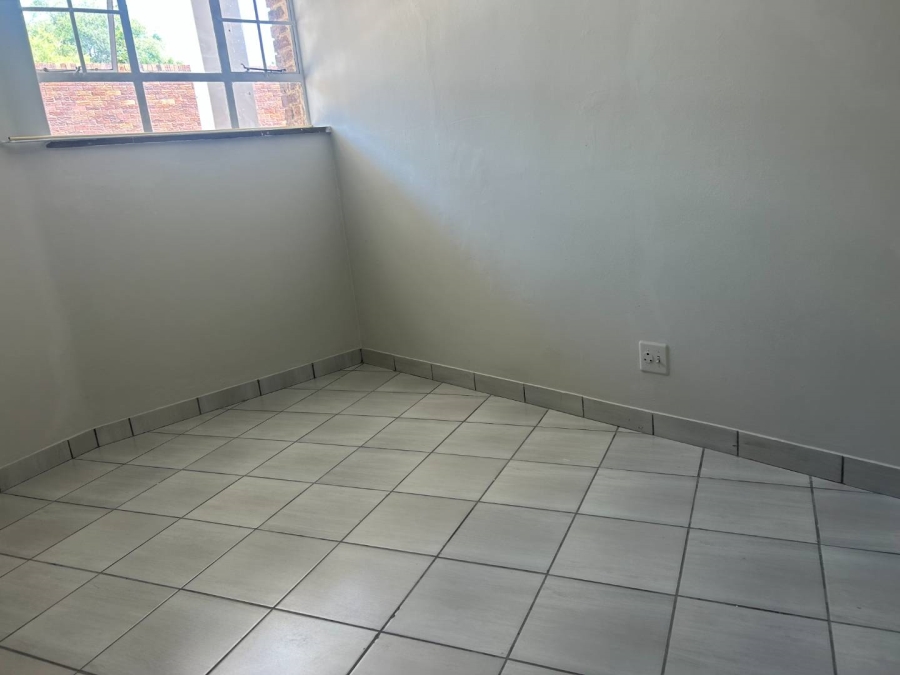 To Let 3 Bedroom Property for Rent in Benoni Central Gauteng