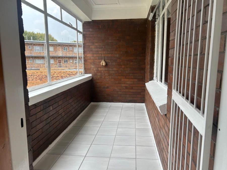 To Let 1 Bedroom Property for Rent in Benoni Central Gauteng