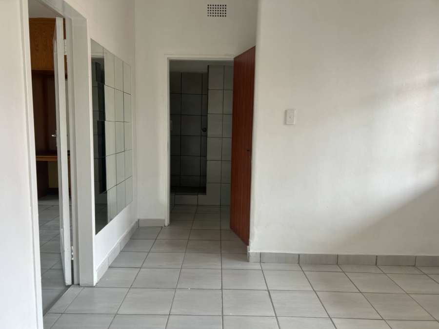 To Let 1 Bedroom Property for Rent in Benoni Central Gauteng