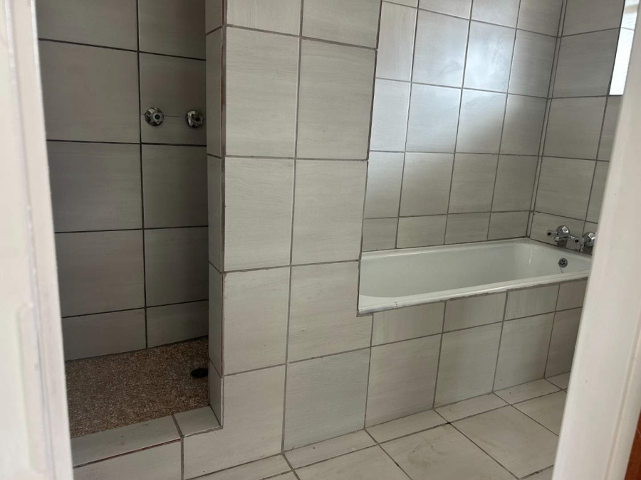 To Let 1 Bedroom Property for Rent in Benoni Central Gauteng
