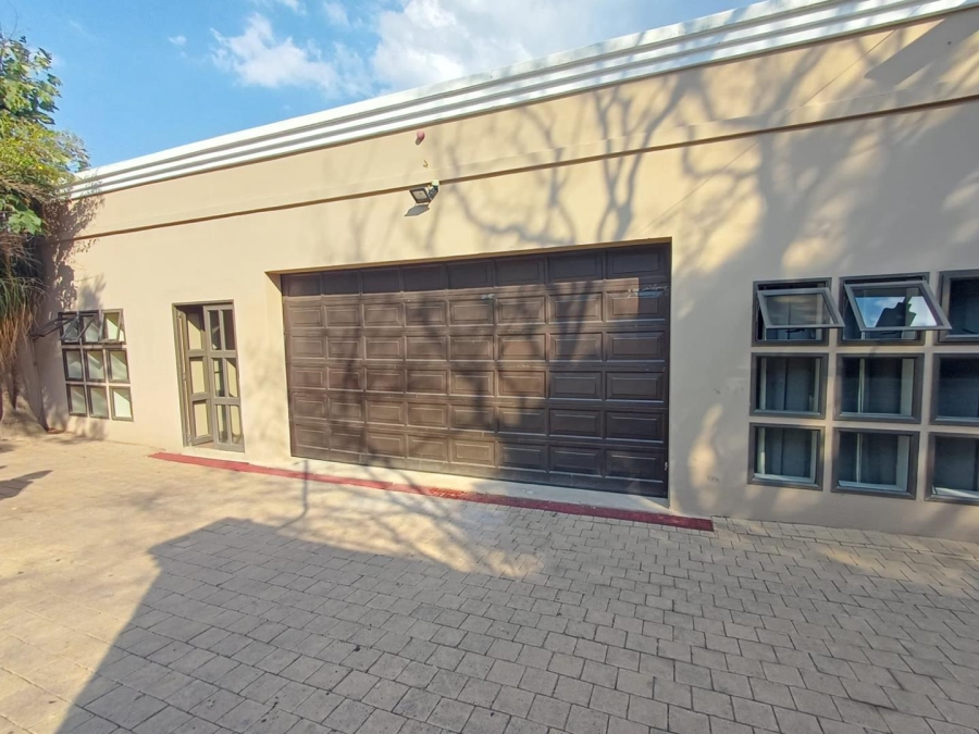 To Let 3 Bedroom Property for Rent in Olivedale Gauteng