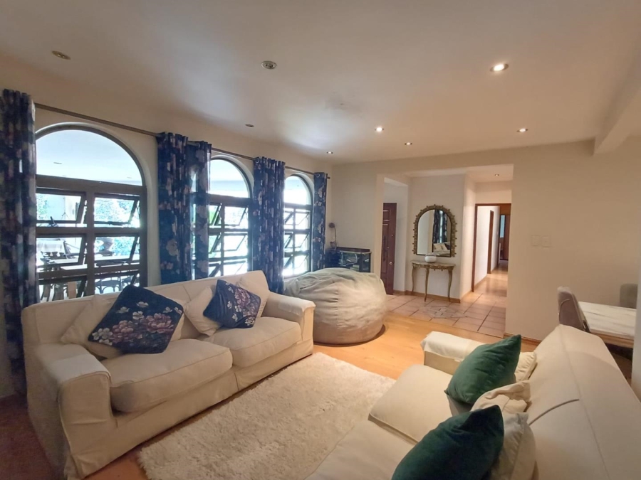 To Let 3 Bedroom Property for Rent in Olivedale Gauteng