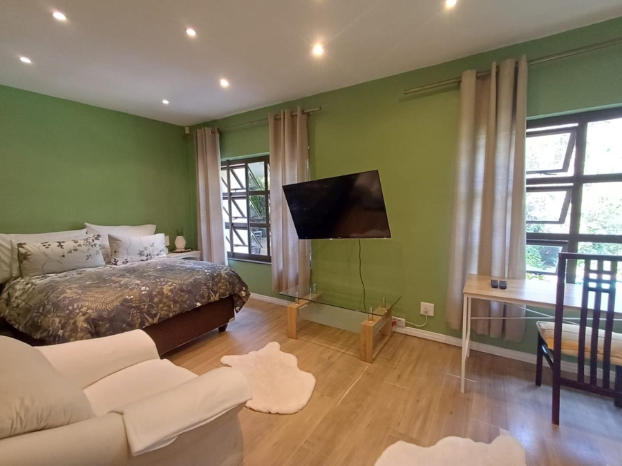 To Let 3 Bedroom Property for Rent in Olivedale Gauteng