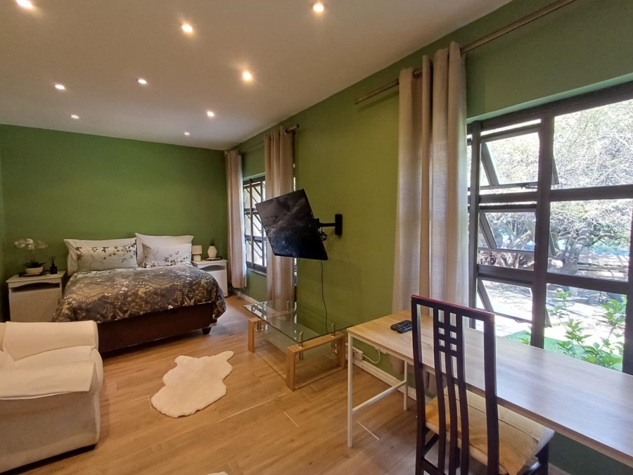 To Let 3 Bedroom Property for Rent in Olivedale Gauteng