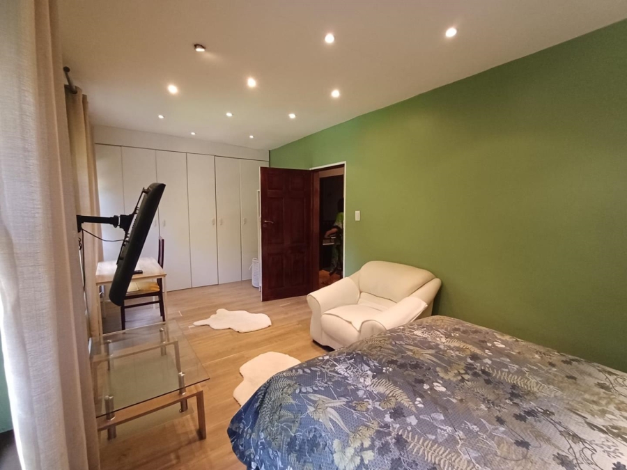 To Let 3 Bedroom Property for Rent in Olivedale Gauteng