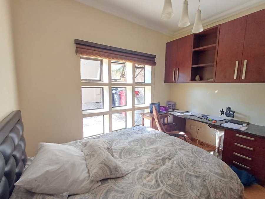 To Let 3 Bedroom Property for Rent in Olivedale Gauteng