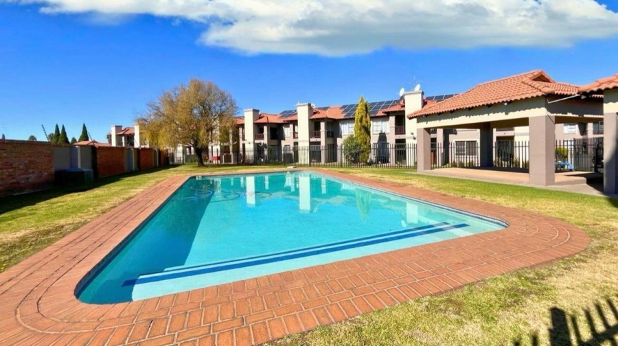 2 Bedroom Property for Sale in Van Dyk Park Gauteng