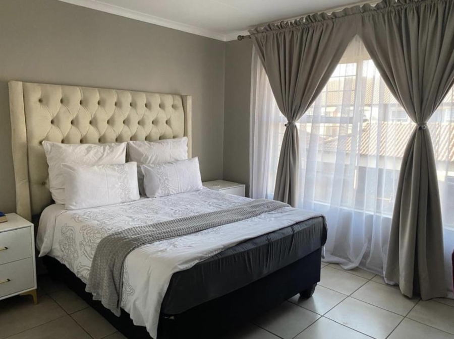2 Bedroom Property for Sale in Van Dyk Park Gauteng