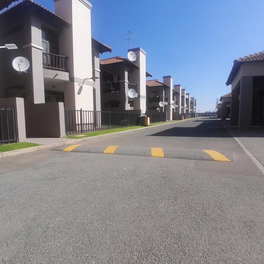 2 Bedroom Property for Sale in Van Dyk Park Gauteng