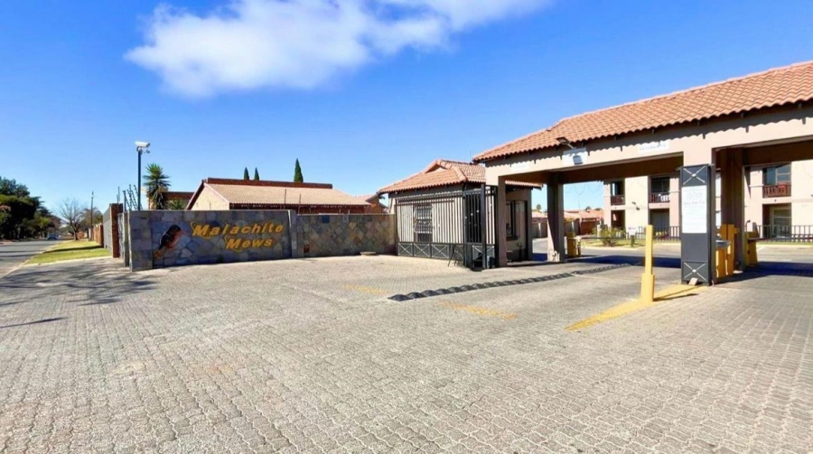2 Bedroom Property for Sale in Van Dyk Park Gauteng