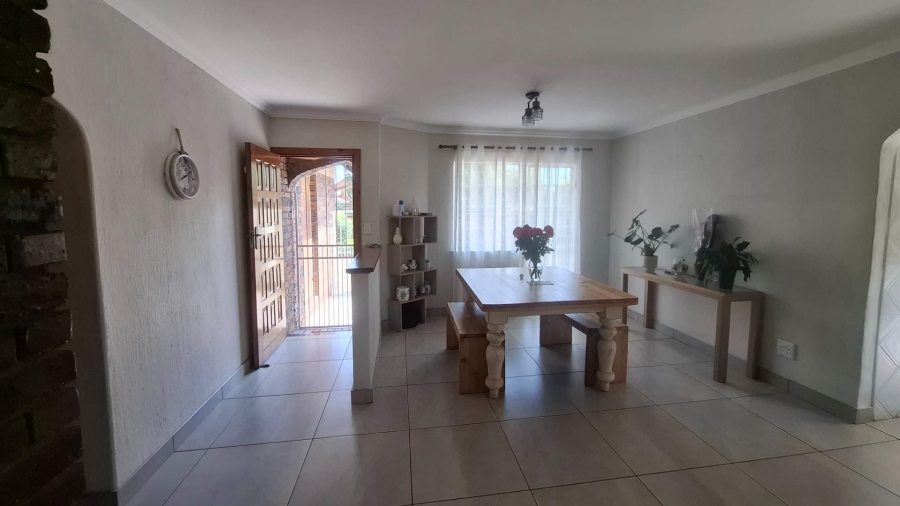 To Let 2 Bedroom Property for Rent in Brackenhurst Gauteng
